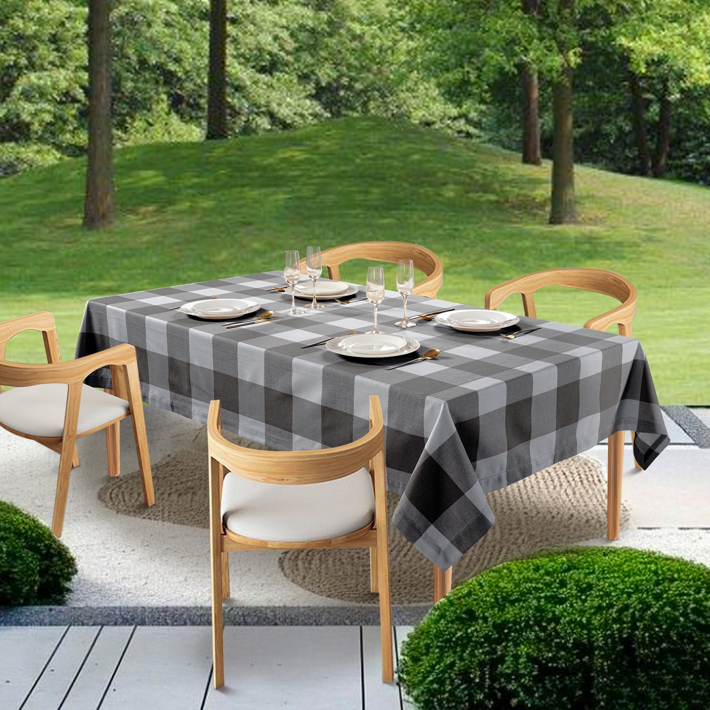 Tablecloth 4 Seat 150x150cm - Grey Check